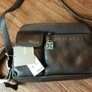 Giani Bernini Soft Leather Organizer Shoulder Bag